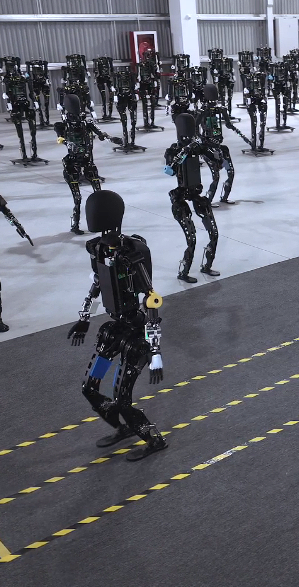 YABO鸭脖开启通用机器人商用量产